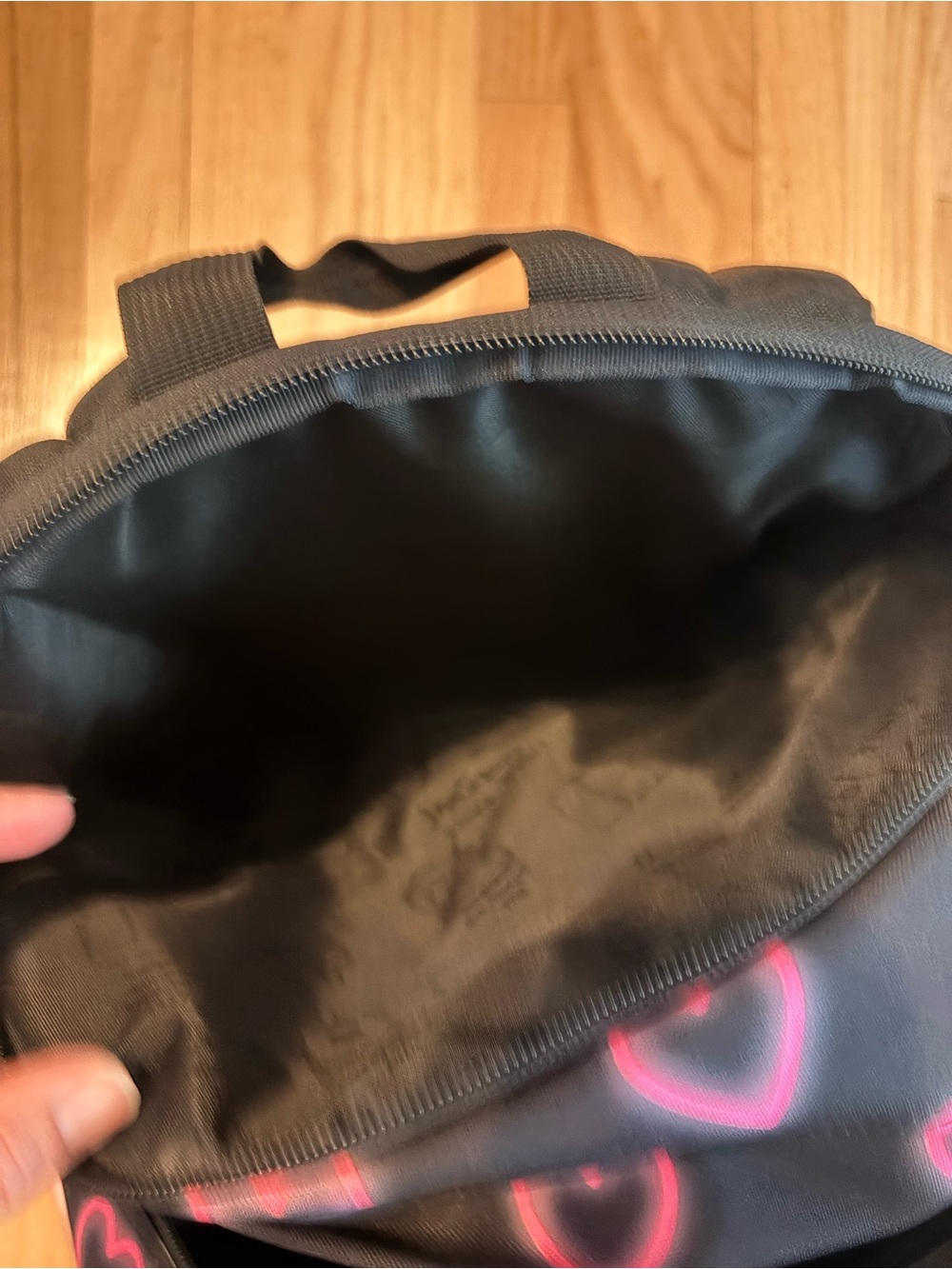 JanSport Big Student Laptop Backpack -- Black with Pink Hearts JS0A47JK - Picture 7 of 9